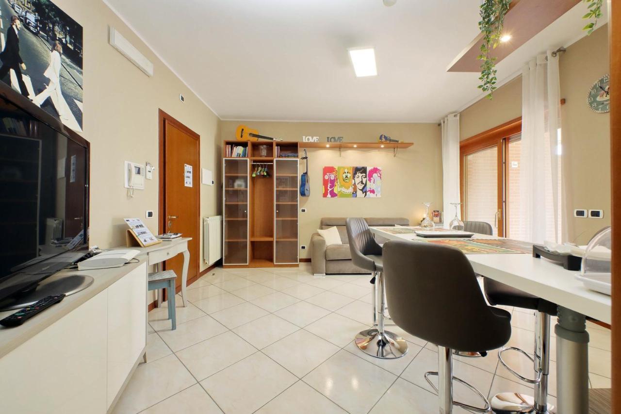 Aurelia Relax Apartment Rome Bagian luar foto