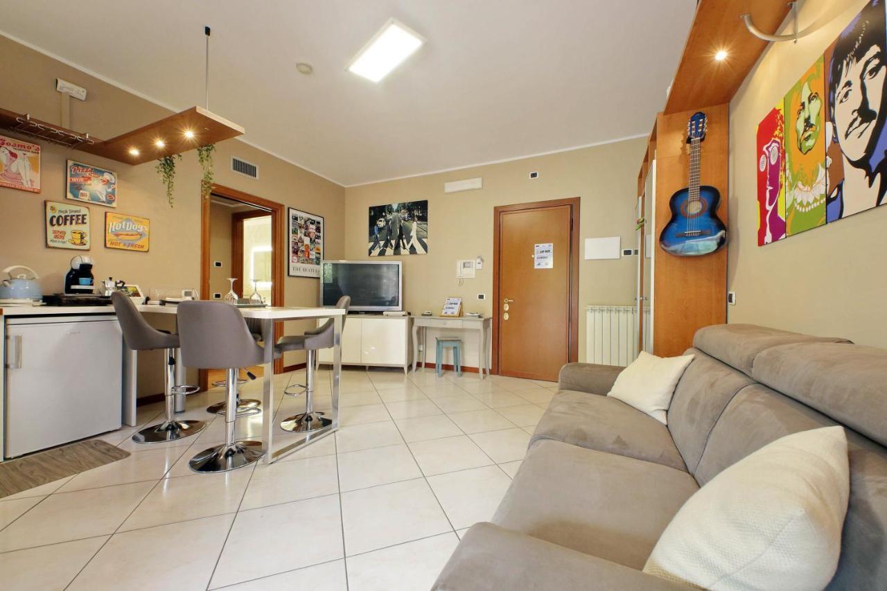 Aurelia Relax Apartment Rome Bagian luar foto