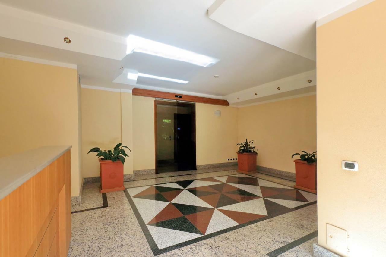 Aurelia Relax Apartment Rome Bagian luar foto